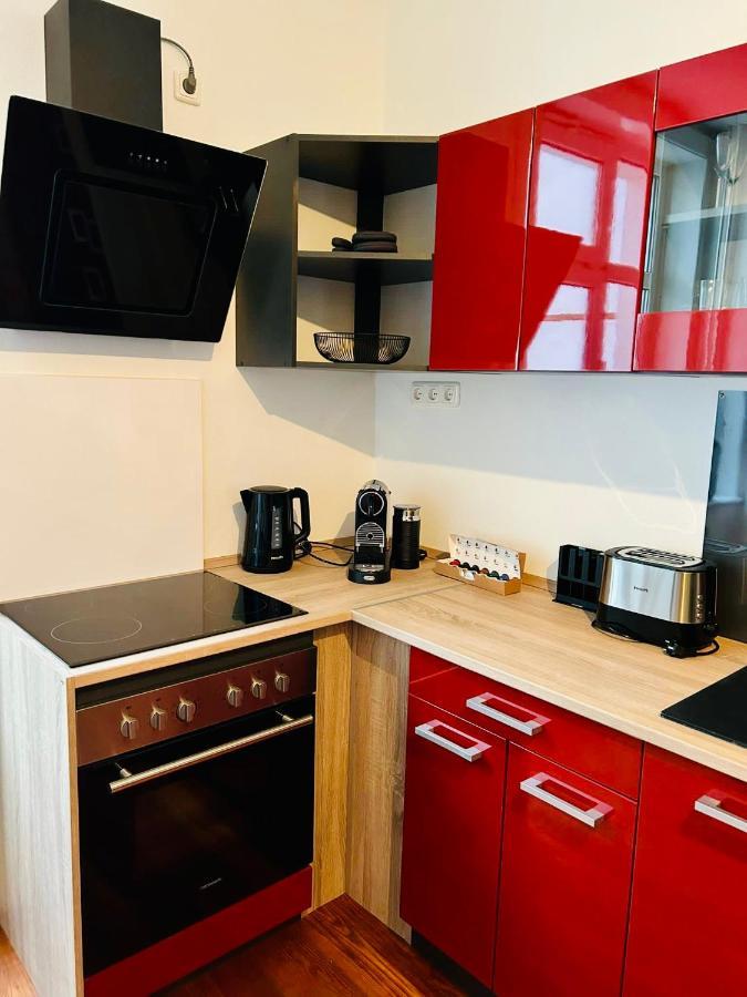 Sadebo Apartments Altstadtflair Naehe Bahnhof Lübeck Exteriör bild